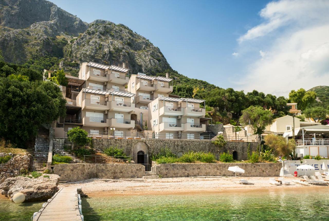 Glyfa Beach Villas Barbati Extérieur photo
