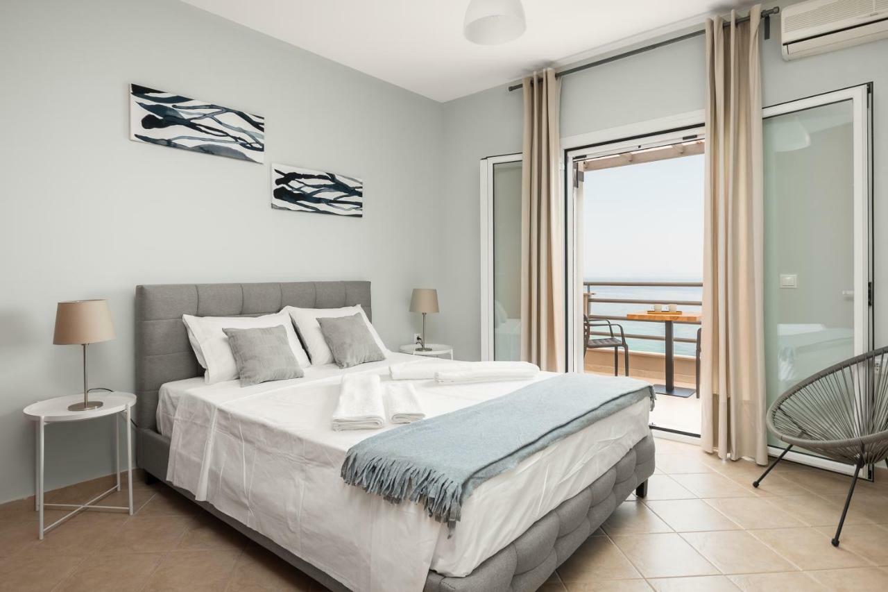 Glyfa Beach Villas Barbati Extérieur photo