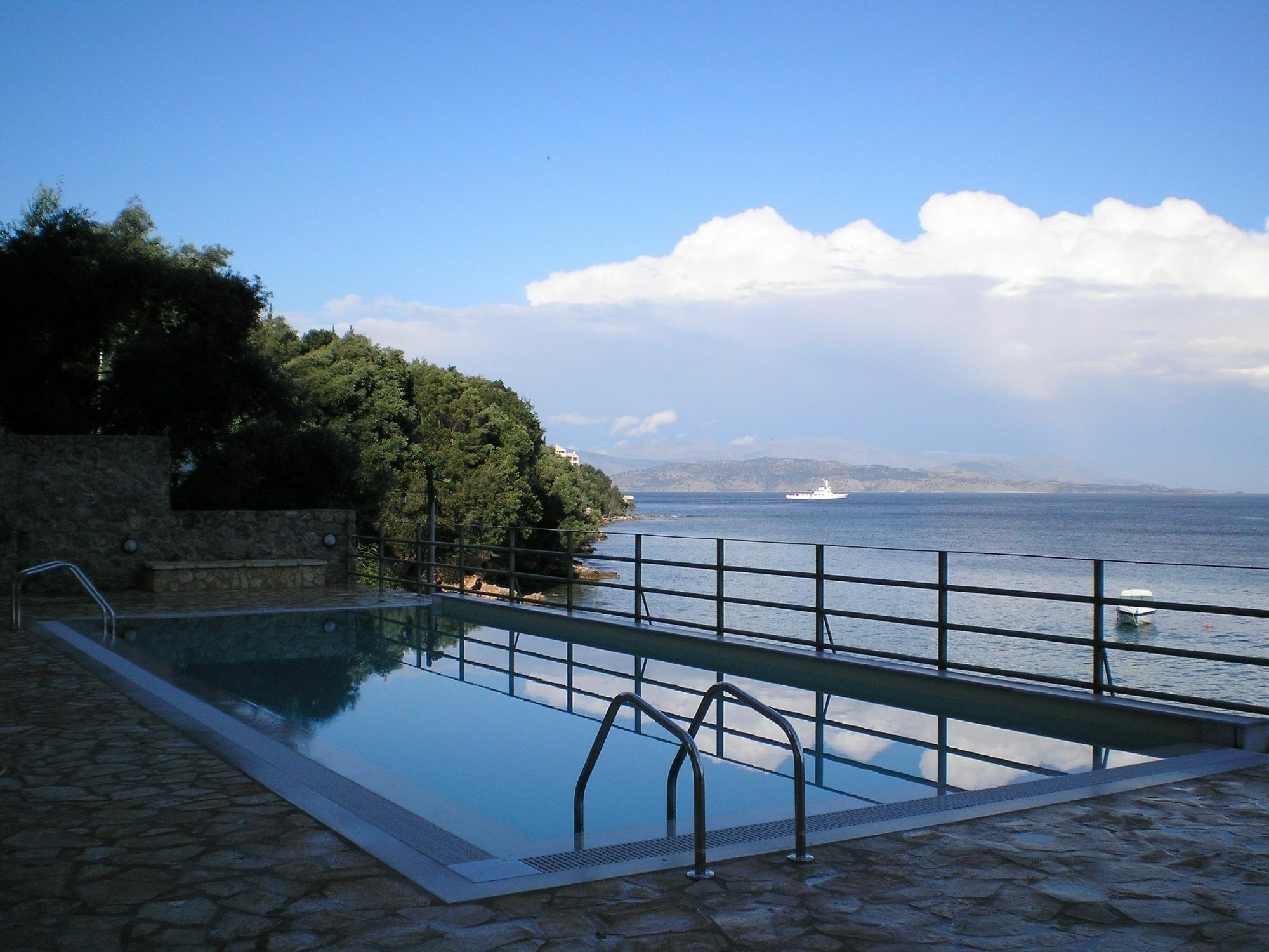 Glyfa Beach Villas Barbati Extérieur photo