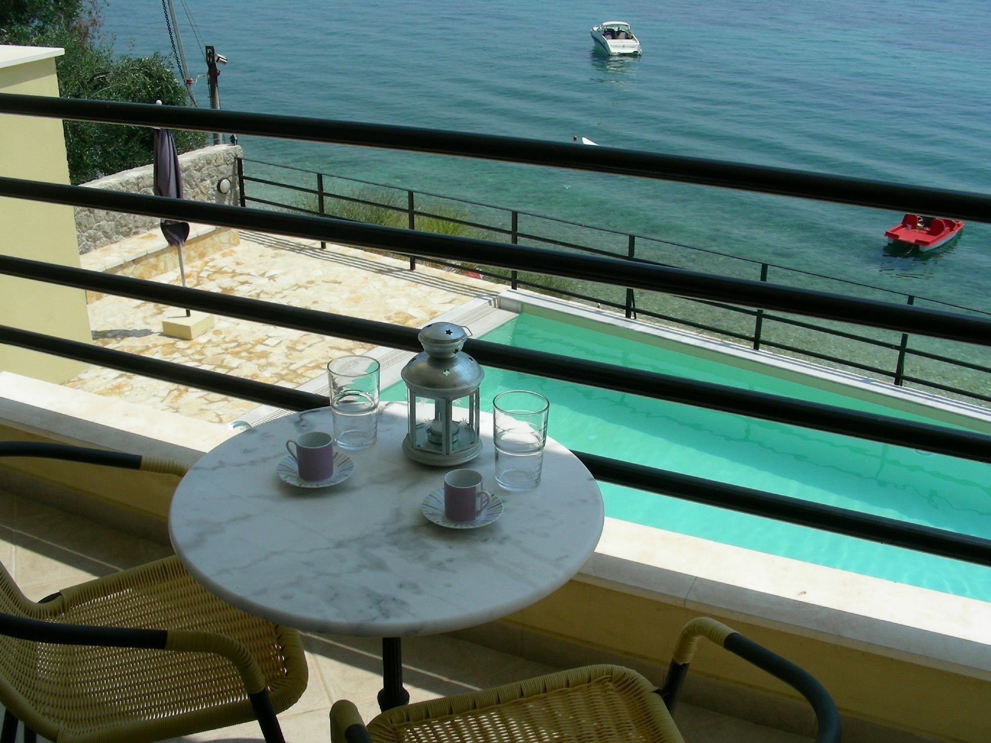 Glyfa Beach Villas Barbati Extérieur photo